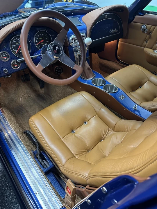 1963 Chevrolet Corvette C2 - Image 11 of 31