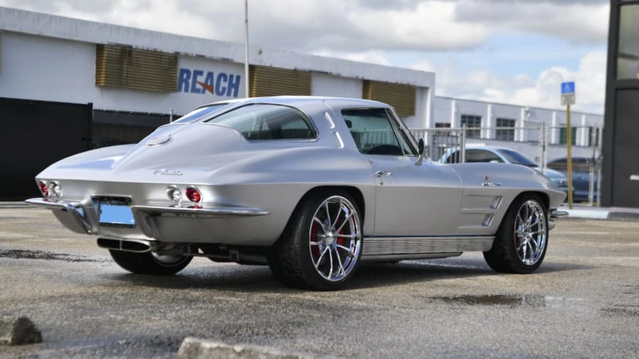 1963 Chevrolet Corvette C2 - Image 29 of 31