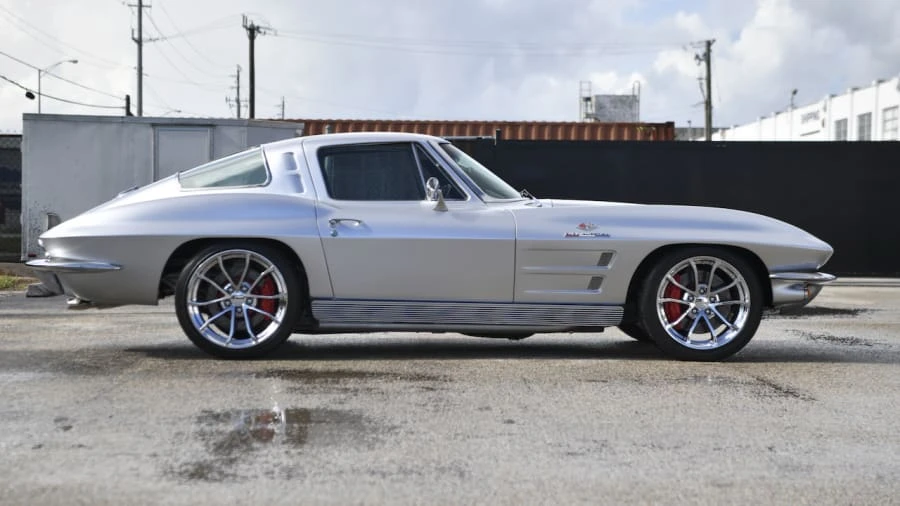 1963 Chevrolet Corvette C2 - Image 31 of 31