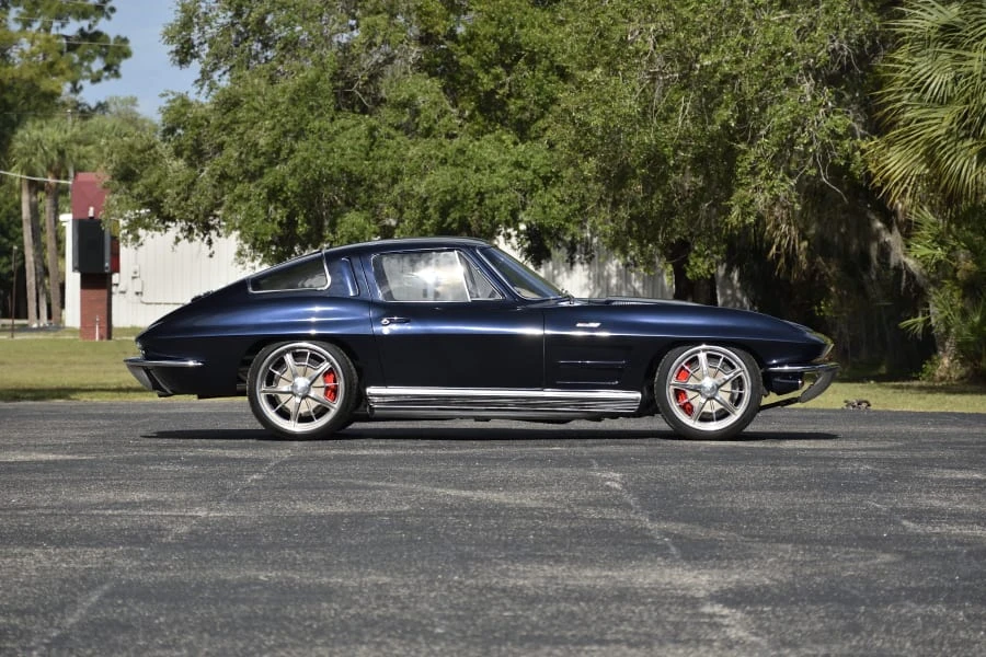 1963 Chevrolet Corvette C2 - Image 17 of 31