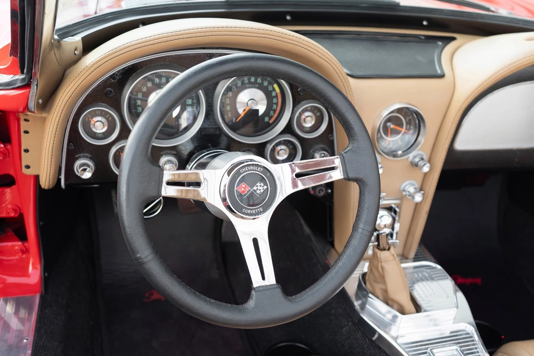1963 Chevrolet Corvette C2 - Image 15 of 31