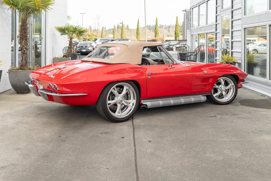 1963 Chevrolet Corvette C2 - Image 8 of 31