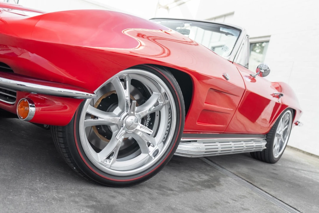 1963 Chevrolet Corvette C2 - Image 3 of 31