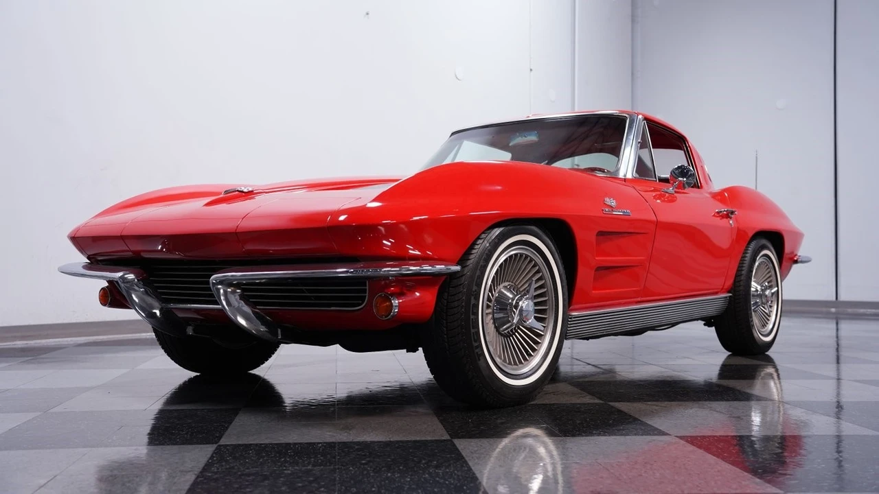 1963 Chevrolet Corvette C2 - Image 20 of 21