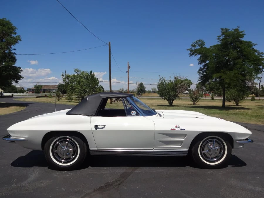 1963 Chevrolet Corvette C2 - Image 2 of 12