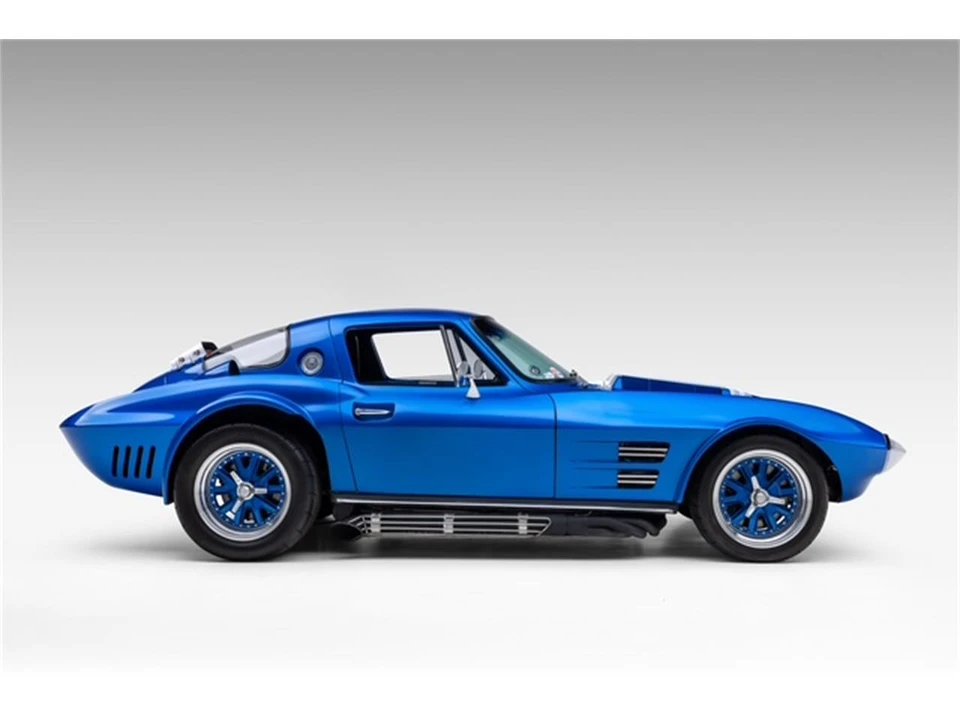 1963 Chevrolet Corvette C2 - Image 17 of 31