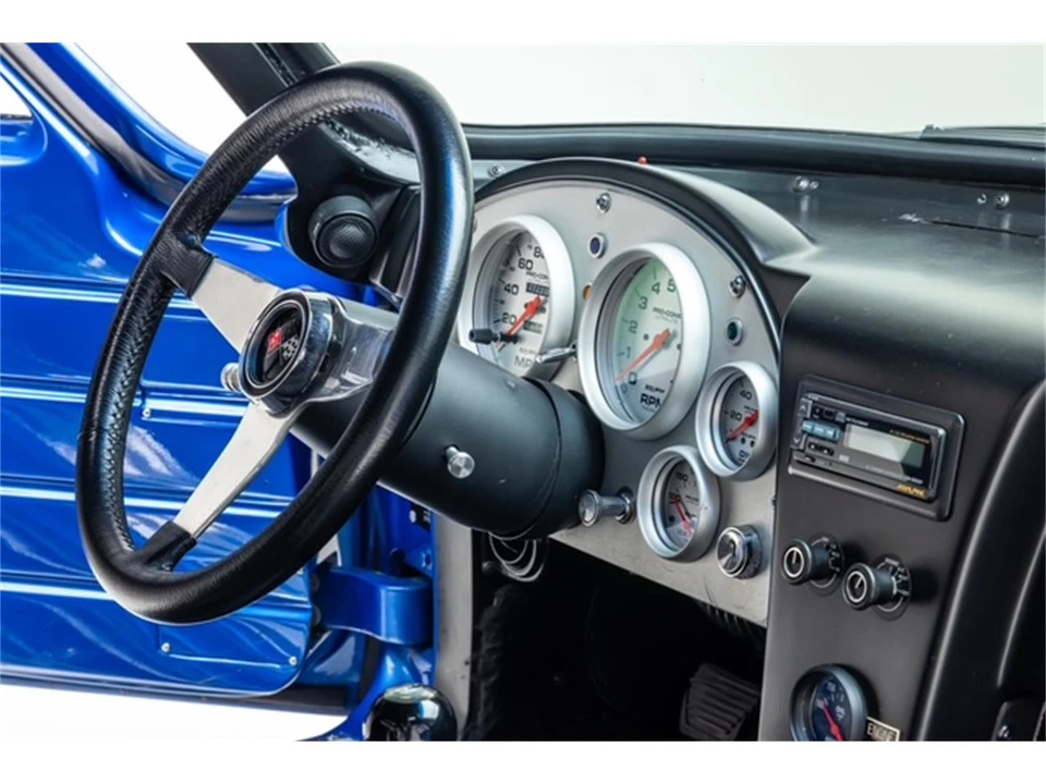 1963 Chevrolet Corvette C2 - Image 28 of 31