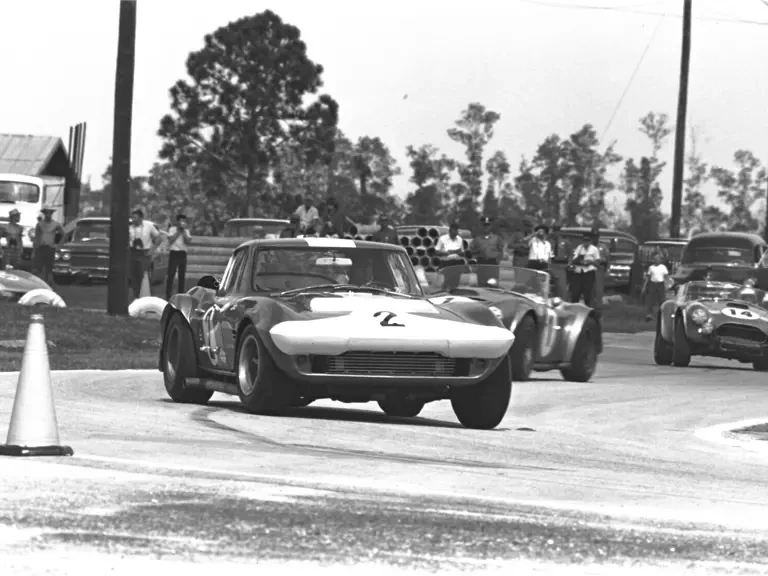 1963 Chevrolet Corvette C2 - Image 6 of 31