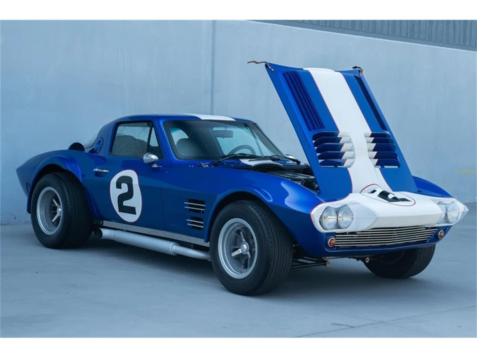 1963 Chevrolet Corvette C2 - Image 8 of 31