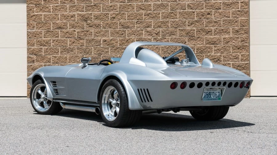 1963 Chevrolet Corvette C2 - Image 13 of 21