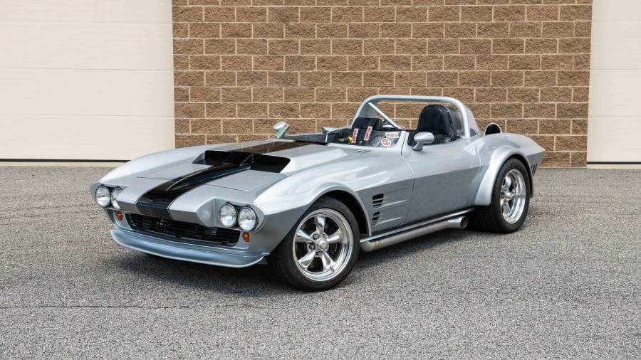 1963 Chevrolet Corvette C2 - Image 21 of 21