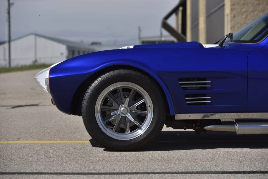 1963 Chevrolet Corvette C2 - Image 26 of 31