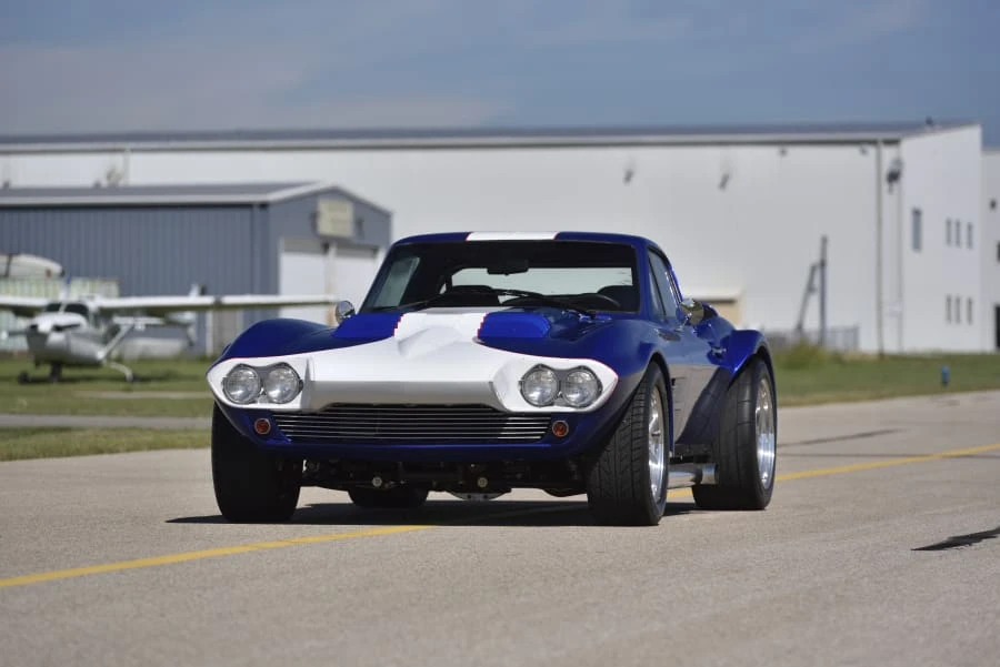1963 Chevrolet Corvette C2 - Image 16 of 31