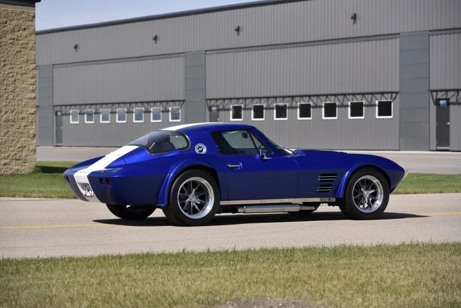 1963 Chevrolet Corvette C2 - Image 3 of 31