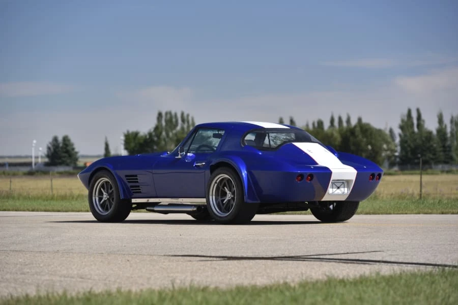 1963 Chevrolet Corvette C2 - Image 30 of 31