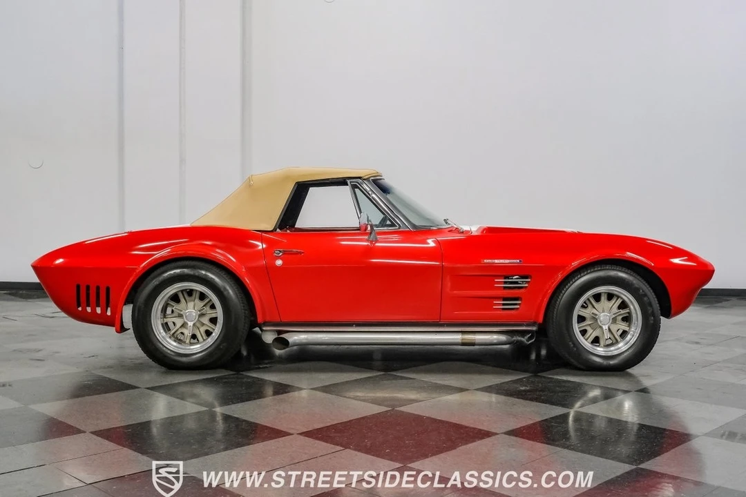 1963 Chevrolet Corvette C2 - Image 15 of 21