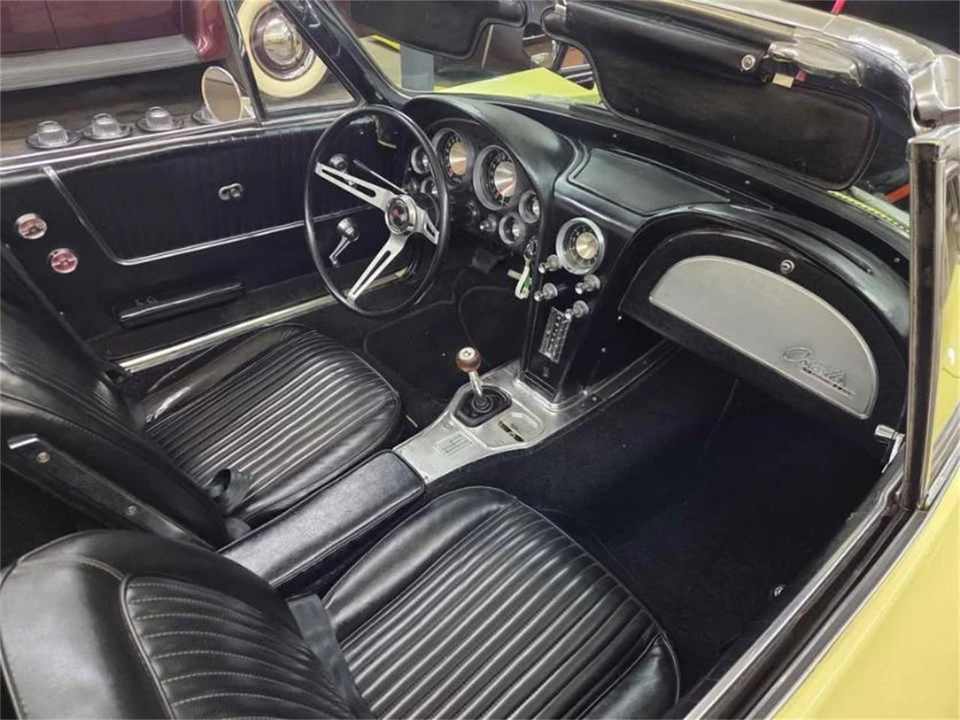 1963 Chevrolet Corvette C2 - Image 12 of 19