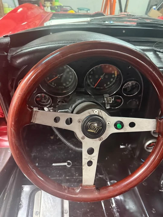 1963 Chevrolet Corvette C2 - Image 18 of 20