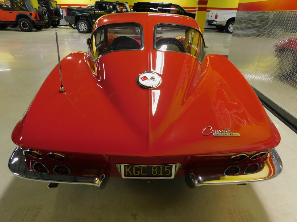 1963 Chevrolet Corvette C2 - Image 25 of 31
