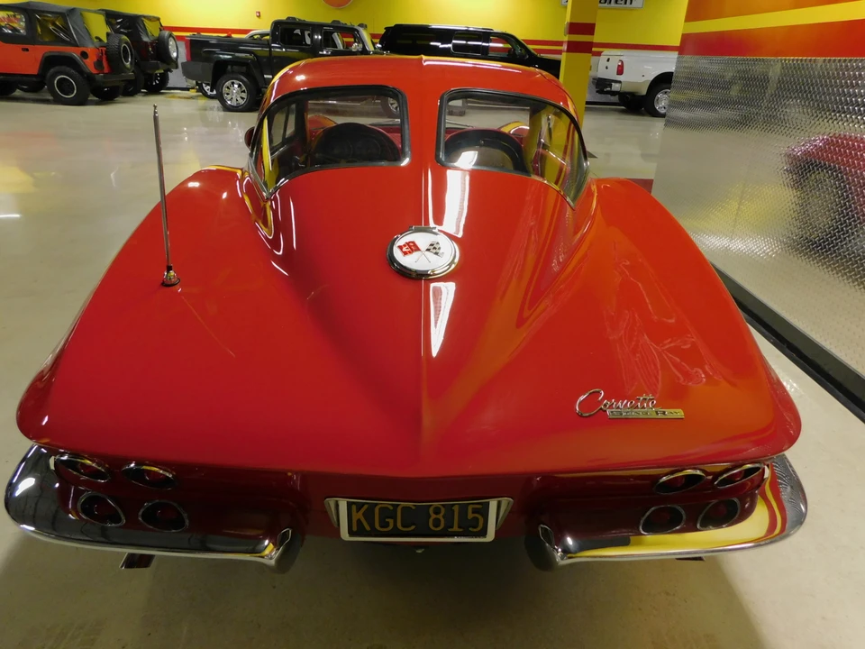 1963 Chevrolet Corvette C2 - Image 24 of 31