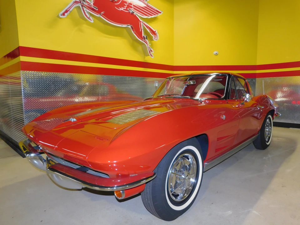 1963 Chevrolet Corvette C2 - Image 17 of 31