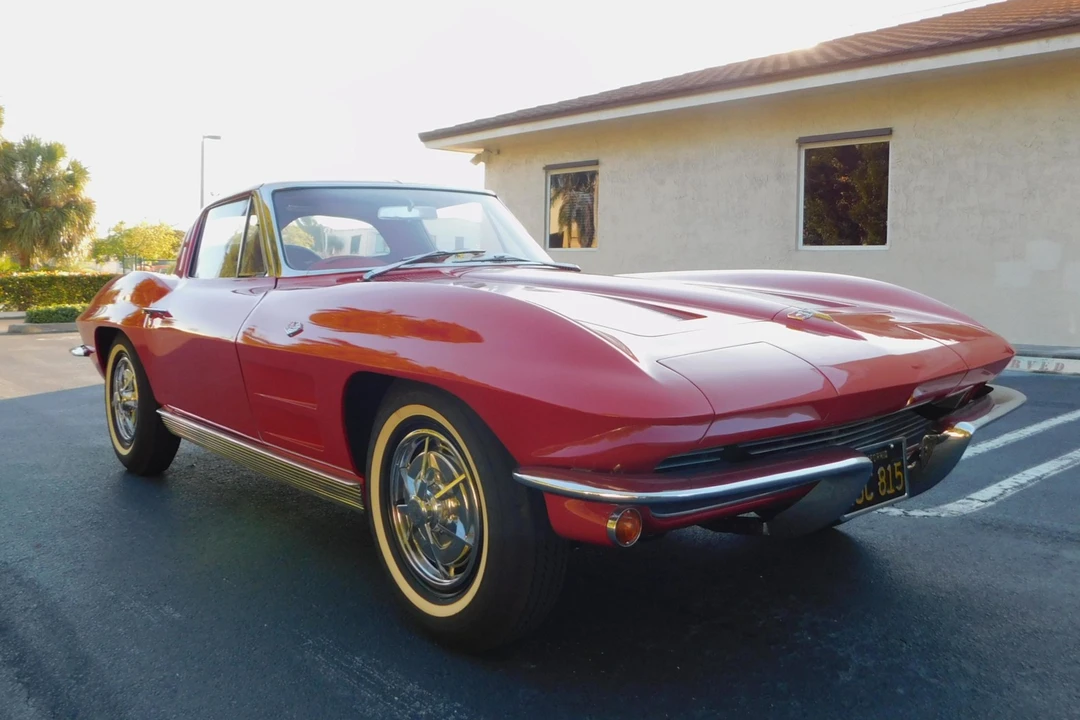 1963 Chevrolet Corvette C2 - Image 10 of 31
