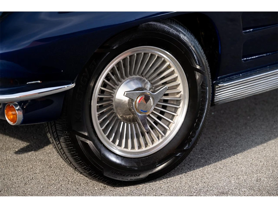 1963 Chevrolet Corvette C2 - Image 18 of 30