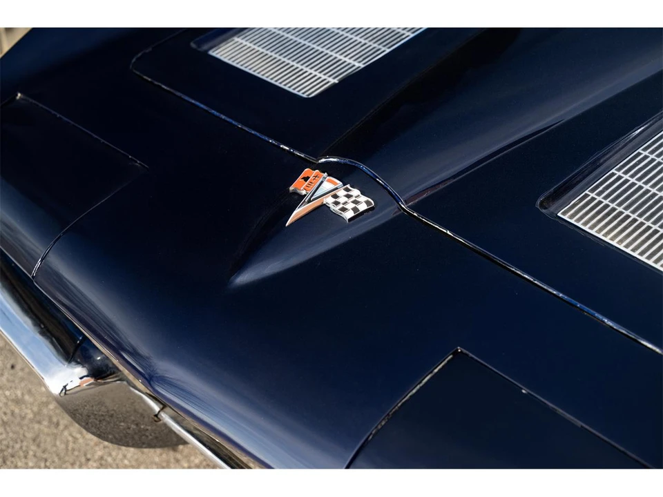 1963 Chevrolet Corvette C2 - Image 21 of 30