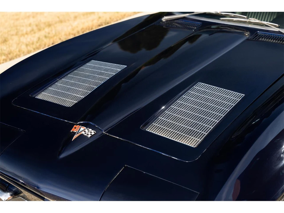 1963 Chevrolet Corvette C2 - Image 22 of 30