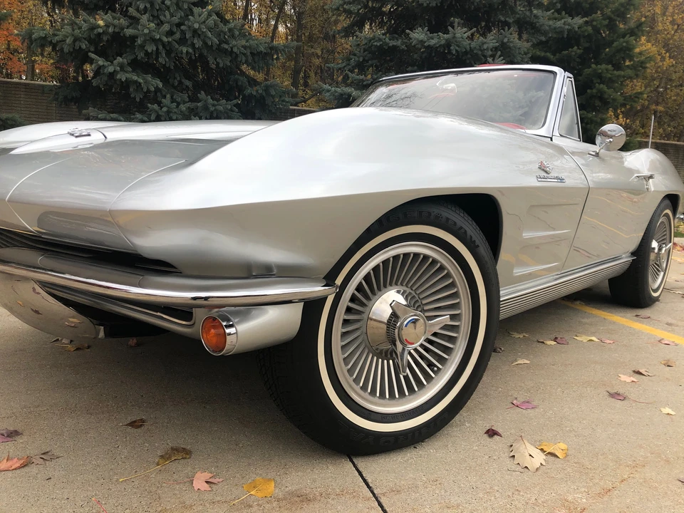 1963 Chevrolet Corvette C2 - Image 8 of 31