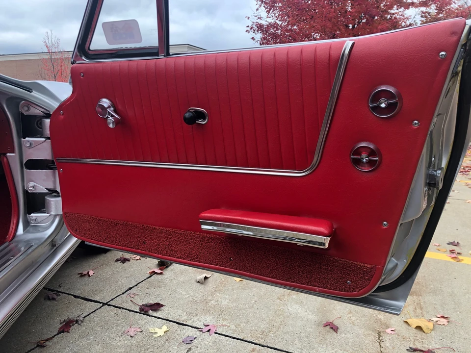 1963 Chevrolet Corvette C2 - Image 28 of 31