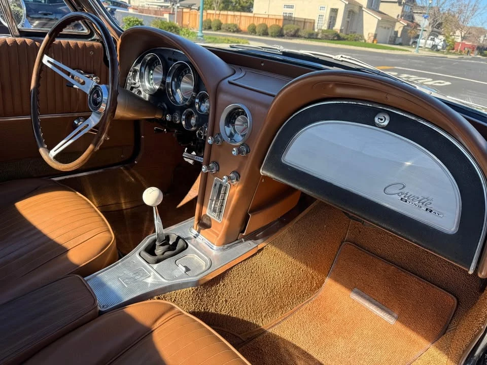 1963 Chevrolet Corvette C2 - Image 11 of 14