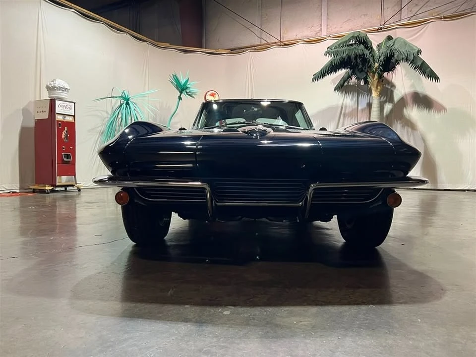 1963 Chevrolet Corvette C2 - Image 7 of 20