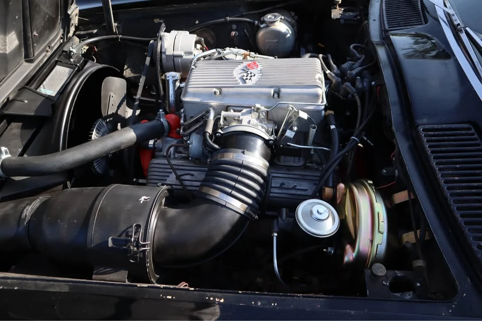 1963 Chevrolet Corvette C2 - Image 9 of 20