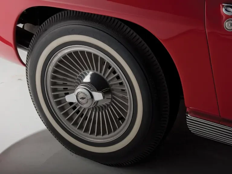 1963 Chevrolet Corvette C2 - Image 20 of 21
