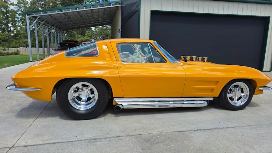 1963 Chevrolet Corvette C2 - Image 2 of 10