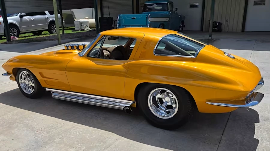 1963 Chevrolet Corvette C2 - Image 3 of 10