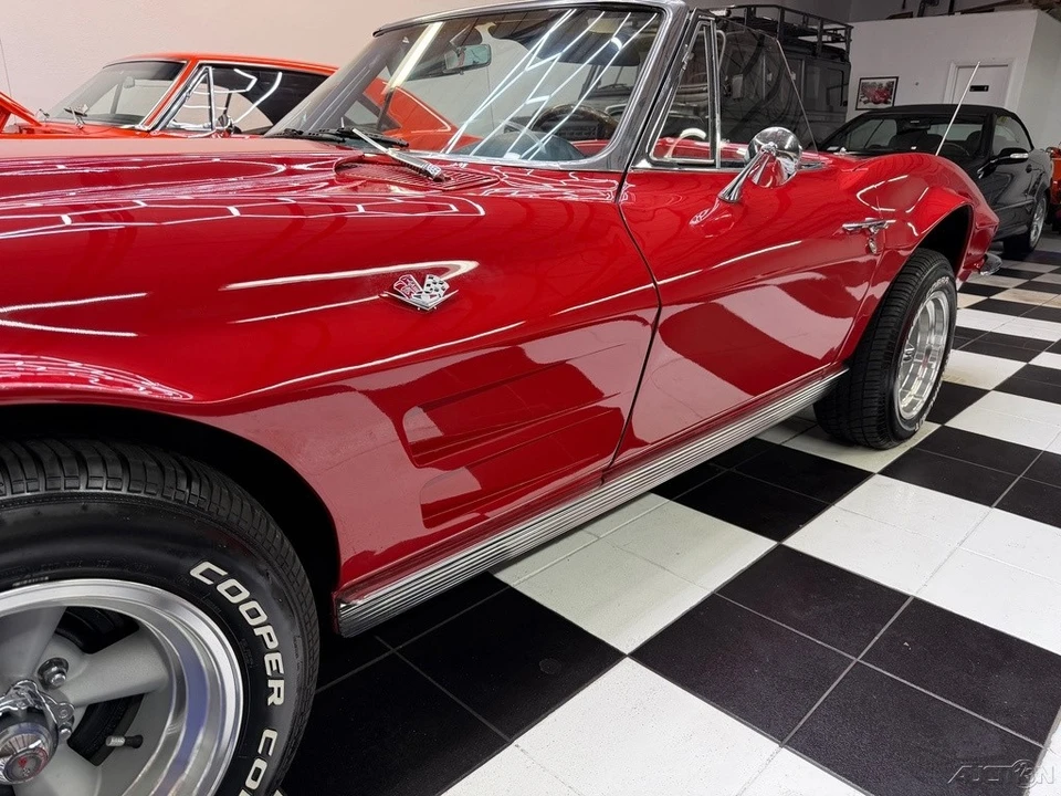 1963 Chevrolet Corvette C2 - Image 9 of 21