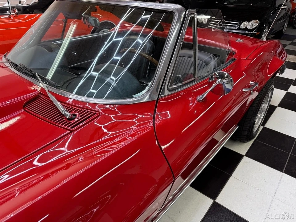 1963 Chevrolet Corvette C2 - Image 12 of 24