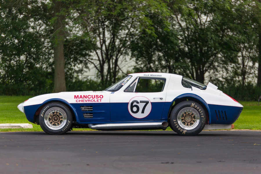 1963 Chevrolet Corvette C2 - Image 2 of 12