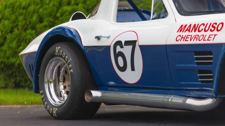 1963 Chevrolet Corvette C2 - Image 11 of 12