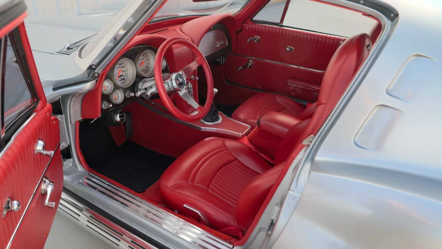 1963 Chevrolet Corvette C2 - Image 4 of 31