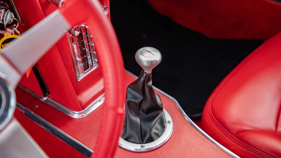 1963 Chevrolet Corvette C2 - Image 10 of 31