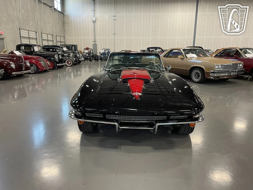 1963 Chevrolet Corvette C2 - Image 4 of 12