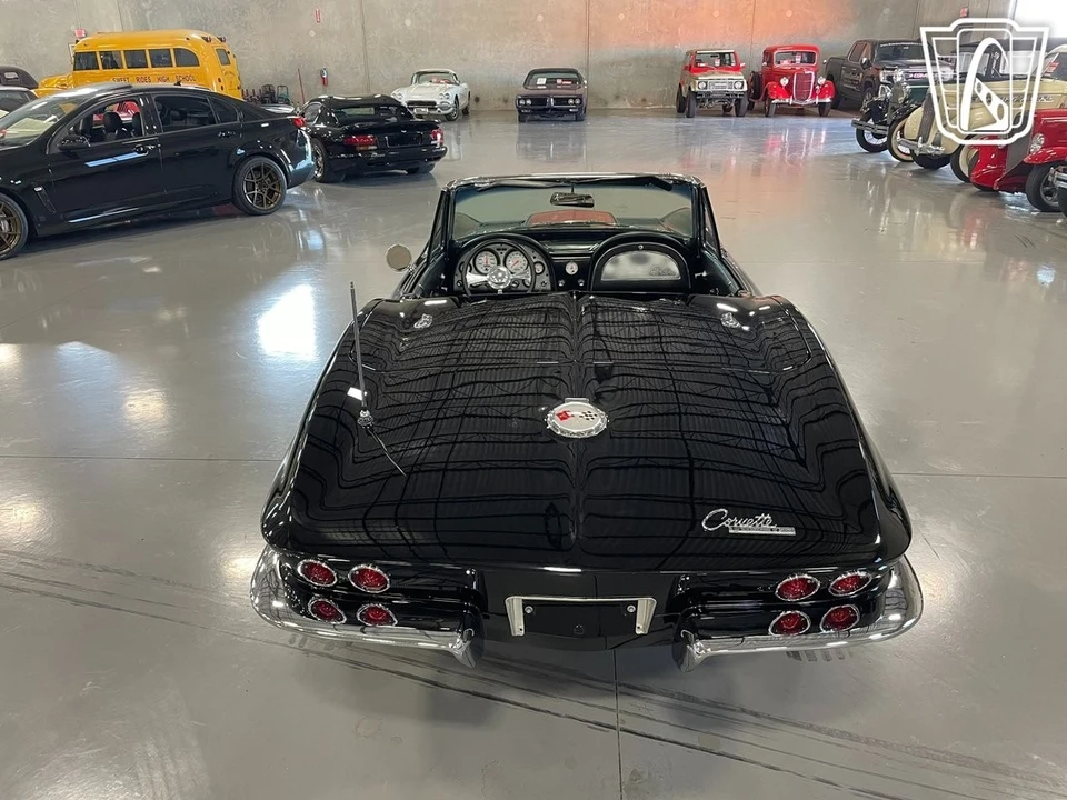 1963 Chevrolet Corvette C2 - Image 10 of 12