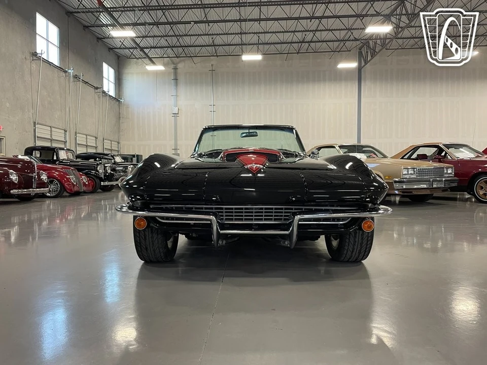 1963 Chevrolet Corvette C2 - Image 5 of 12