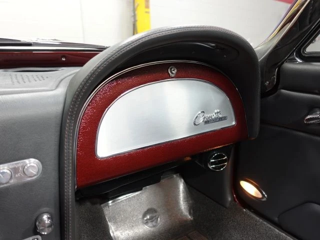 1963 Chevrolet Corvette C2 - Image 14 of 21