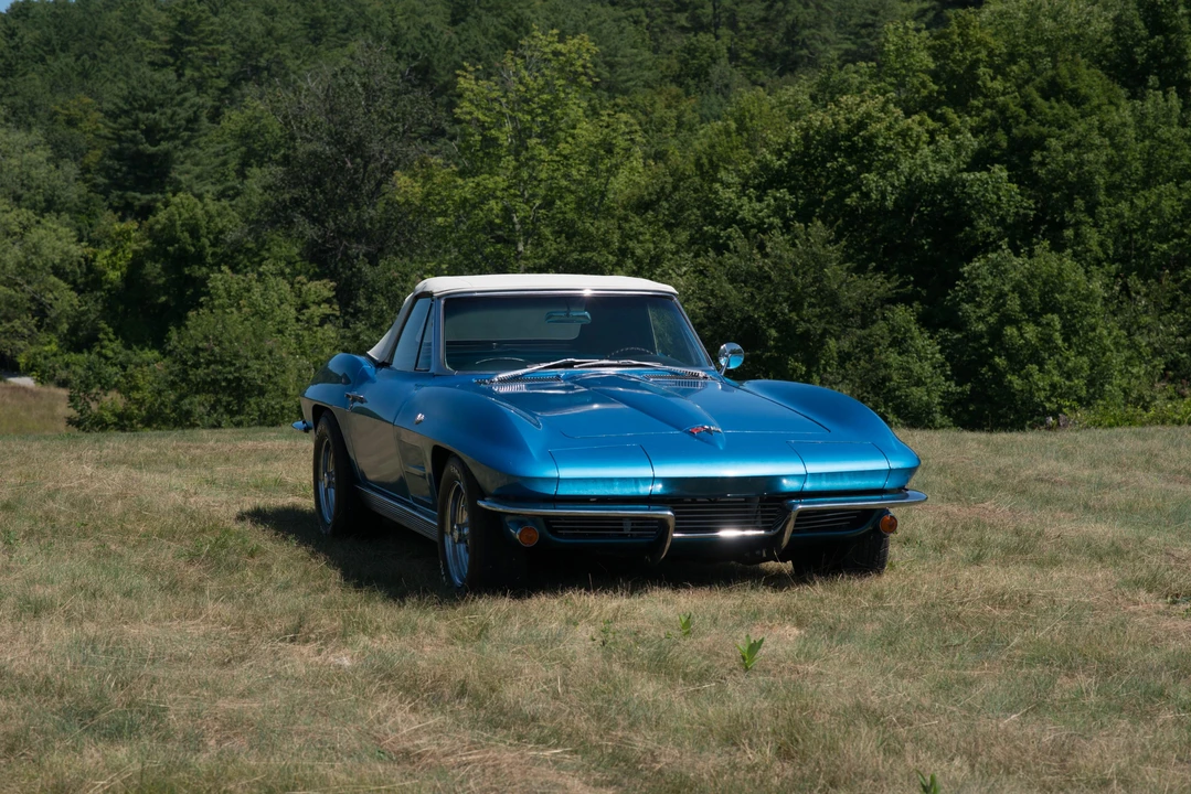 1963 Chevrolet Corvette C2 - Image 23 of 31