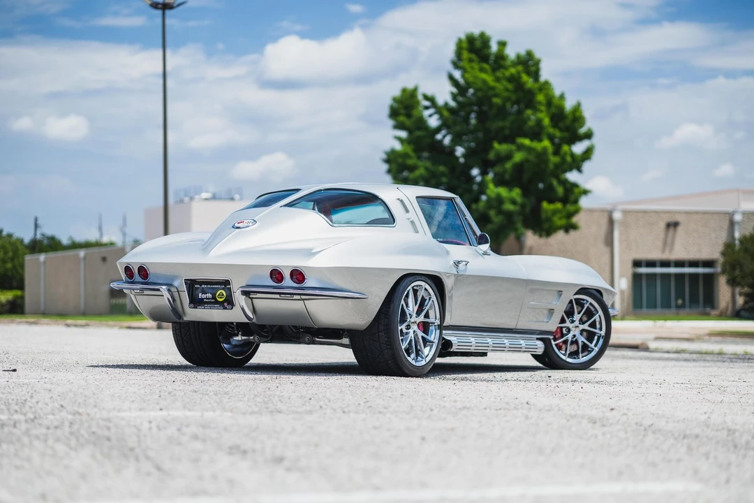 1963 Chevrolet Corvette C2 - Image 10 of 31