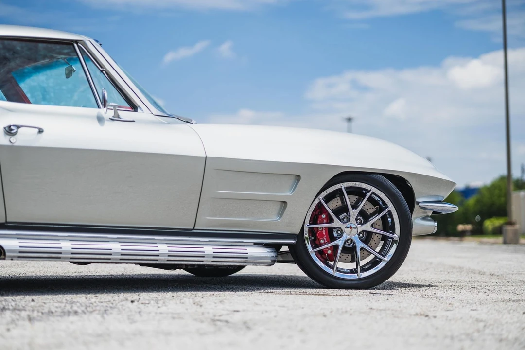 1963 Chevrolet Corvette C2 - Image 13 of 31